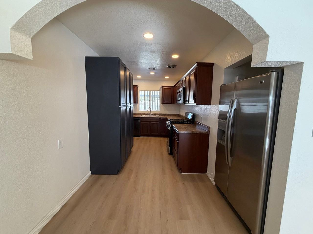 1116 E 1st Ave - Photo 7 of 50