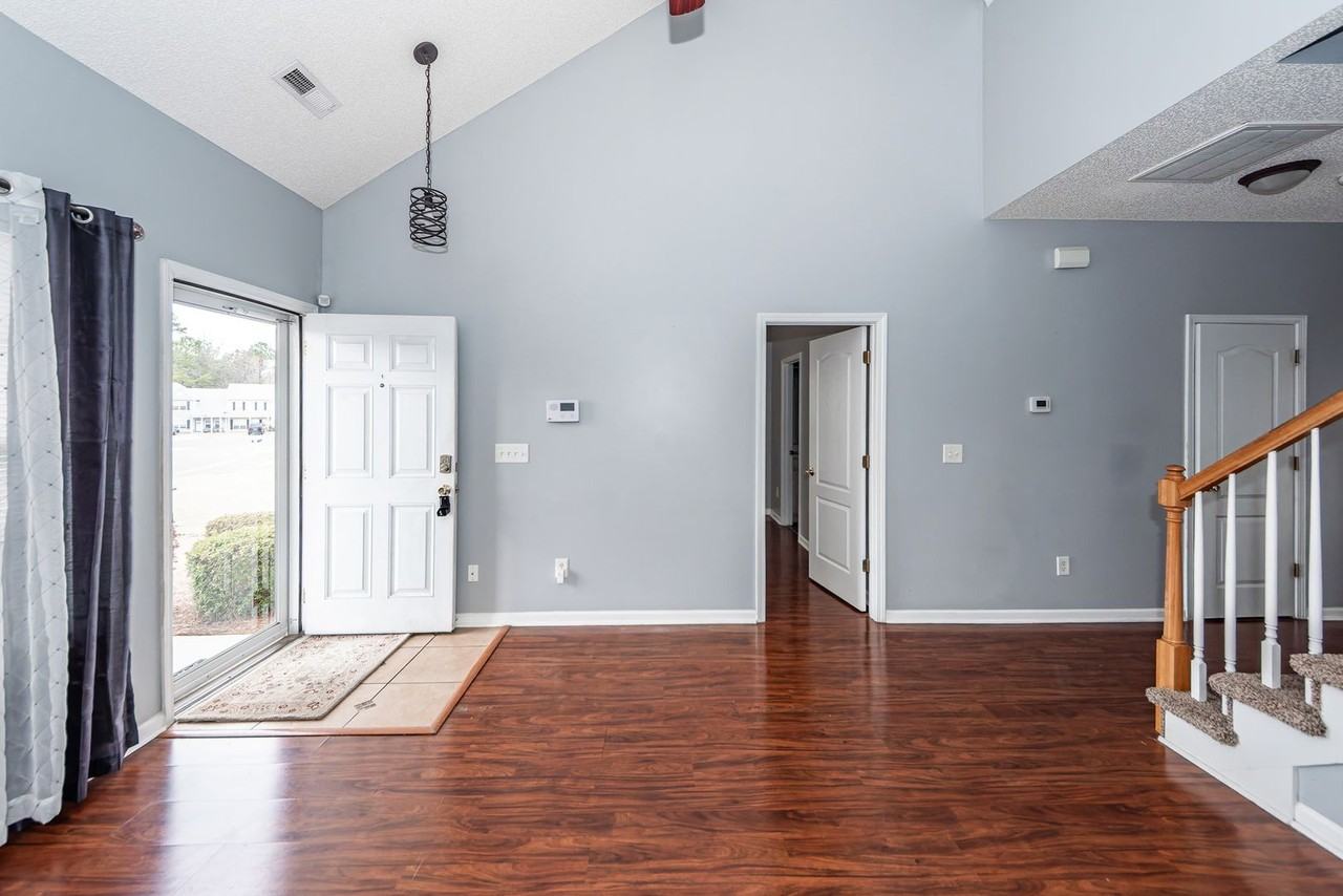 212 Congaree River Dr - Photo 6 of 32