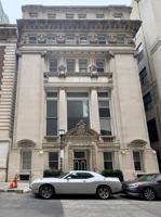 featured image of 208 E Redwood St