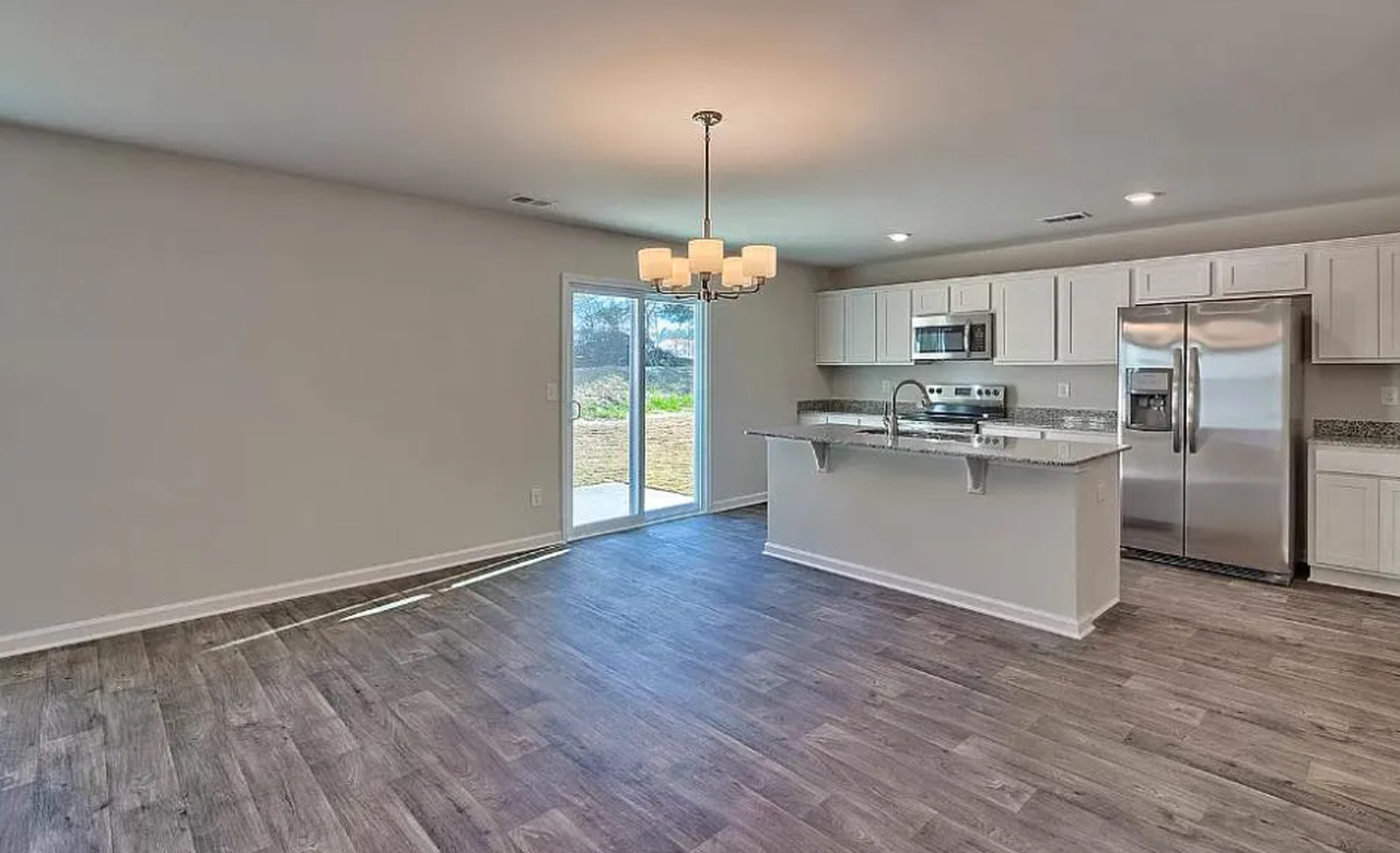 241 Bent Holly Dr - Photo 6 of 22