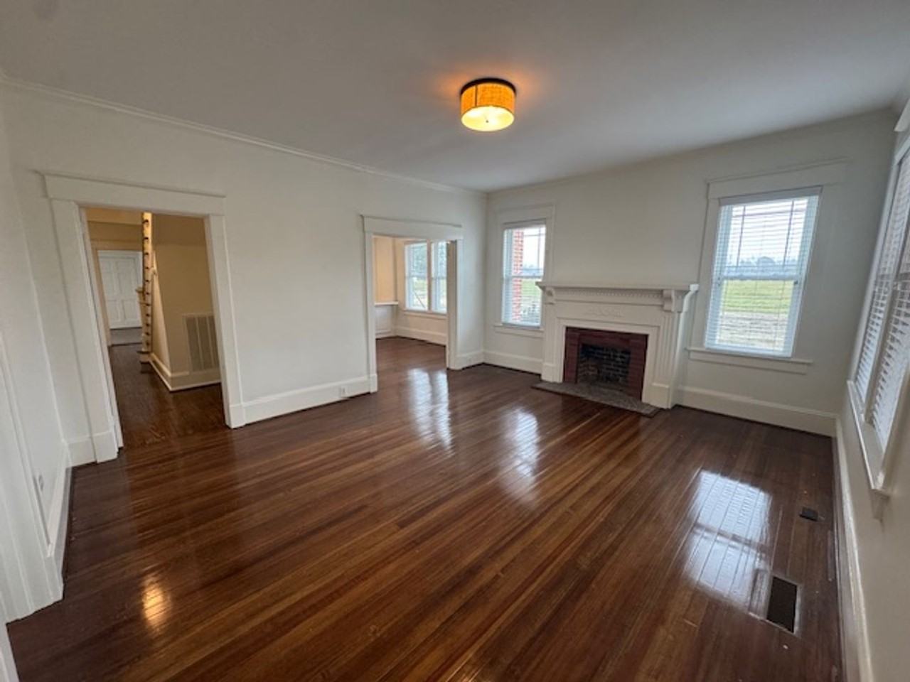 25 E Railroad St - Photo 4 of 14