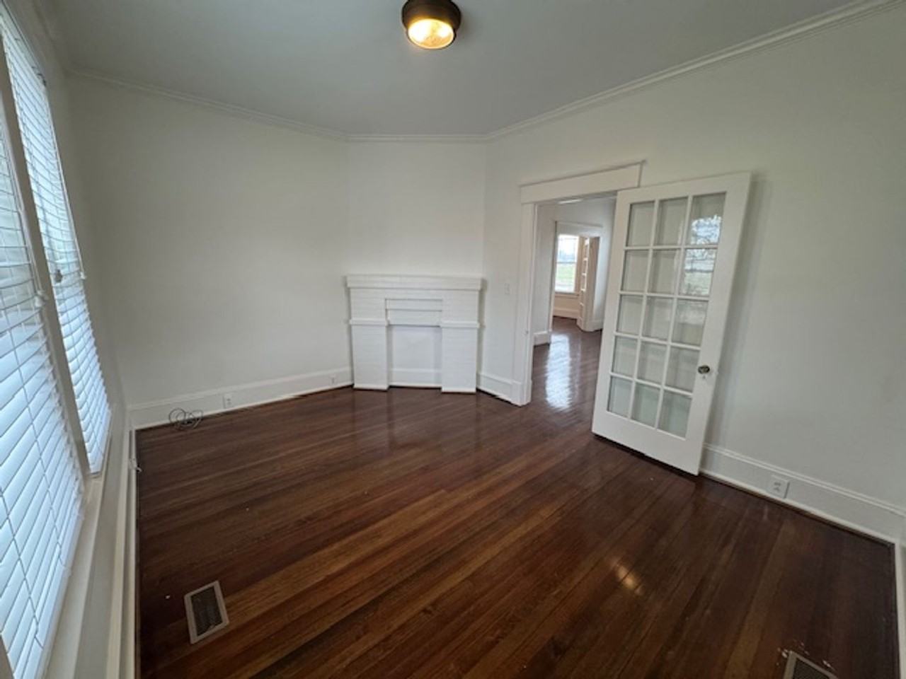 25 E Railroad St - Photo 5 of 14