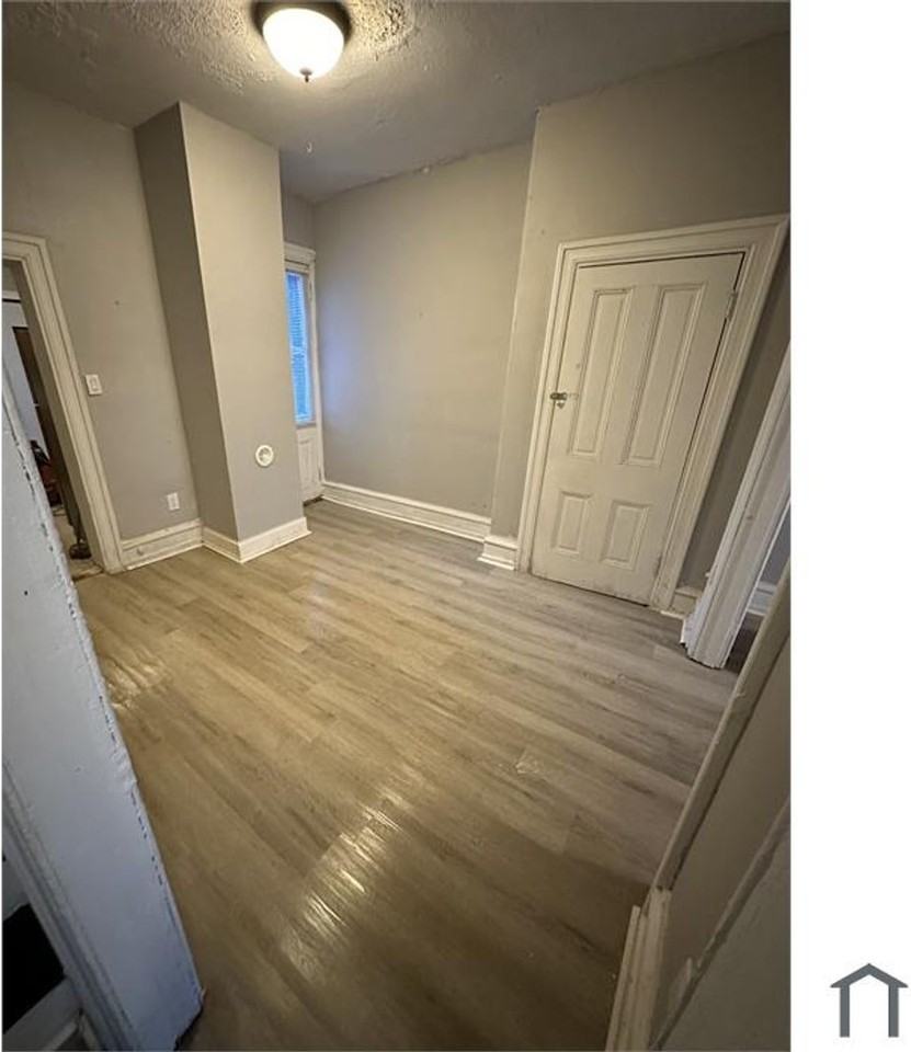 1226 W Firth St - Photo 5 of 12