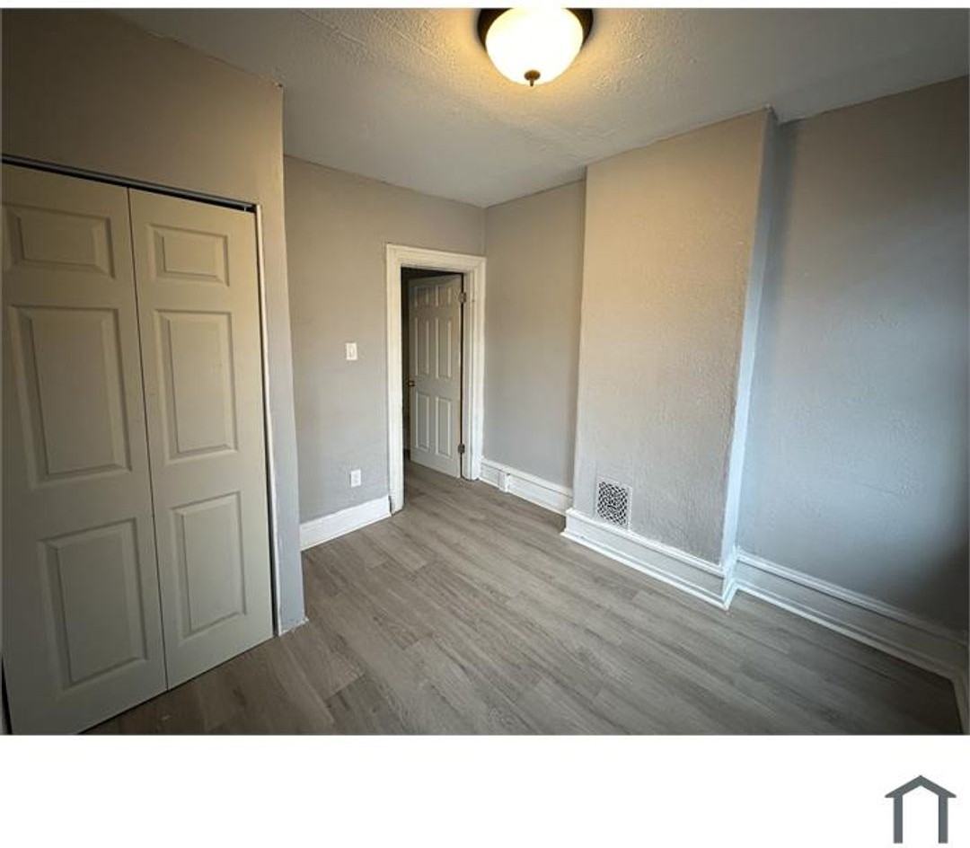 1226 W Firth St - Photo 6 of 12