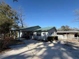 360 Canis Dr W - Photo 1 of 1