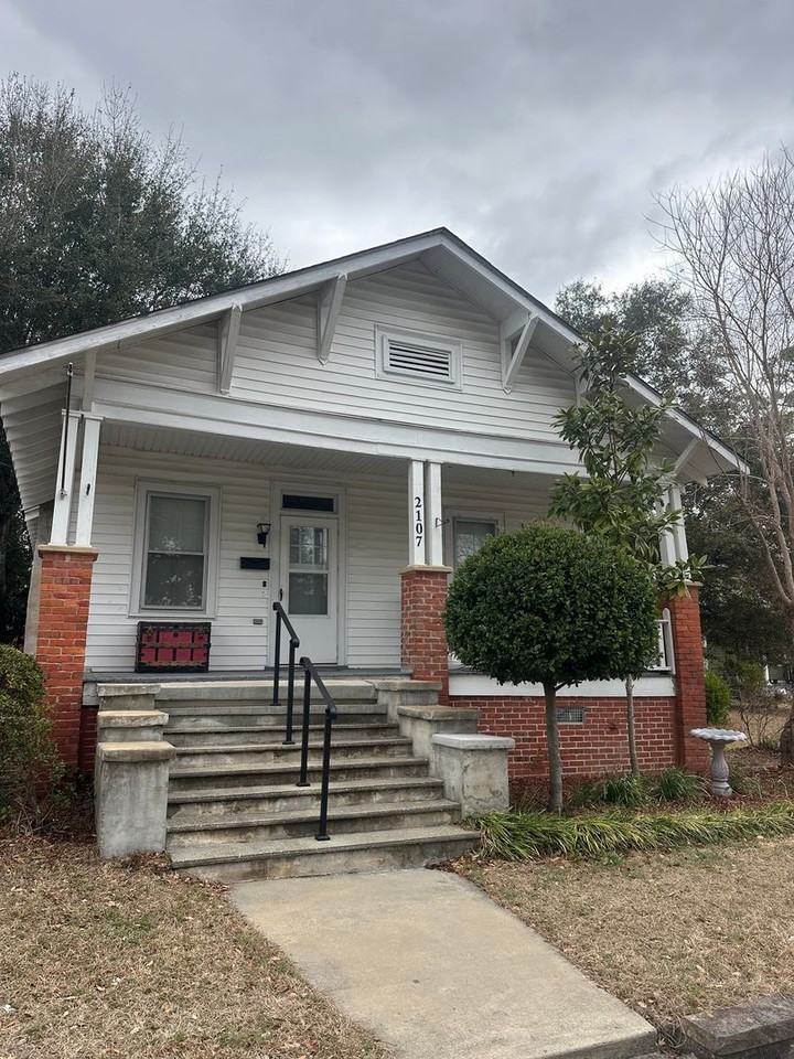 2107 Creecy Ave - Photo 2 of 22