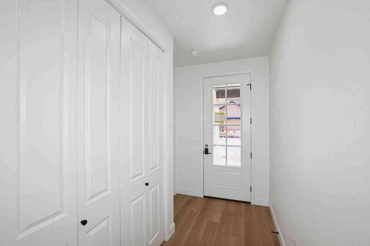10374 10374 Tierra Santa #B - Photo 2 of 27