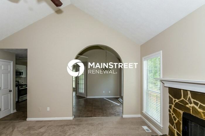 121 Aristocratic Way - Photo 2 of 15