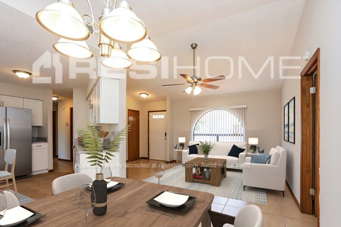 11067 Marquette St - Photo 4 of 16