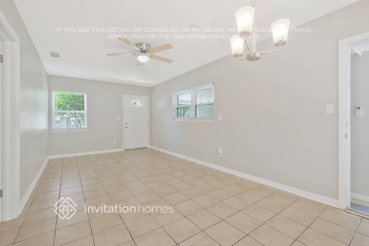 5176 Camille Ave - Photo 6 of 26