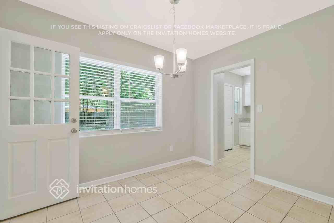 5176 Camille Ave - Photo 7 of 26