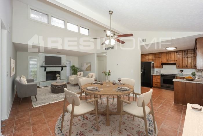 7870 Stanebrook Dr - Photo 6 of 18