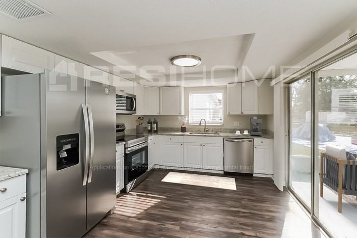 9027 Richwood Ln - Photo 3 of 17