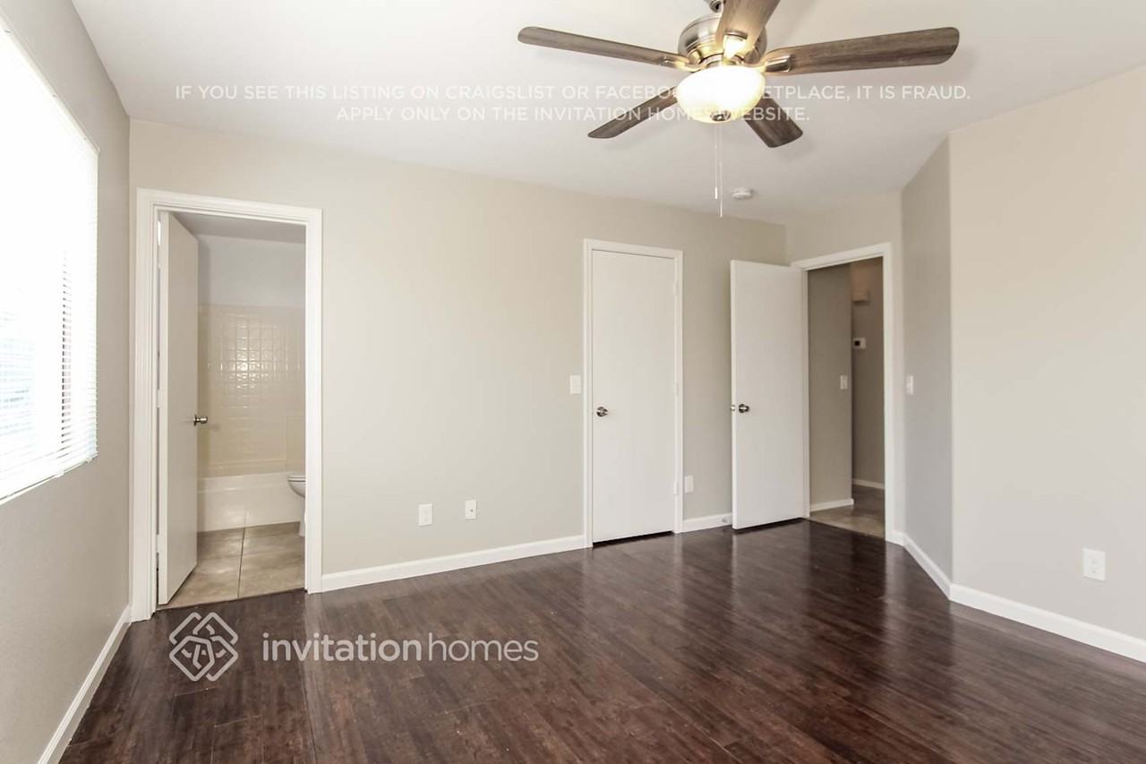 15937 W Elm St - Photo 7 of 16