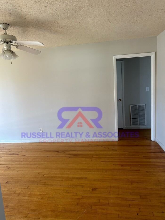 3110 Patton Ct - Photo 2 of 11