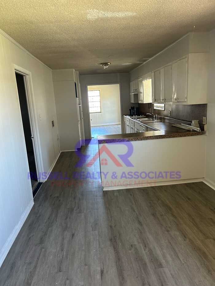 3110 Patton Ct - Photo 5 of 11