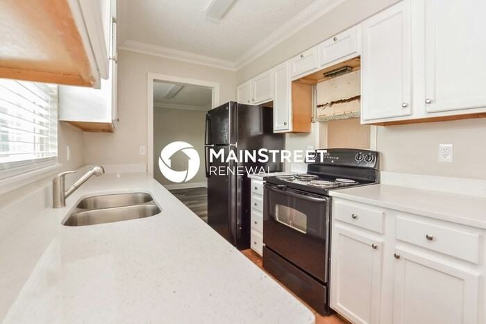 11322 Lockwood St - Photo 6 of 16