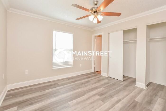 11322 Lockwood St - Photo 7 of 16