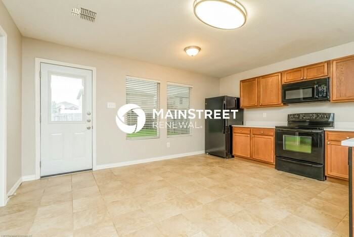 8406 River Bluffs Dr - Photo 5 of 16