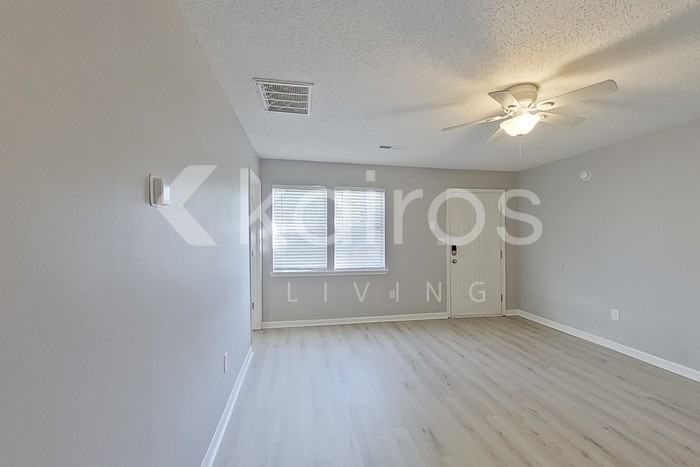 125 Deer Pkwy - Photo 2 of 22