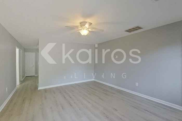 125 Deer Pkwy - Photo 4 of 22