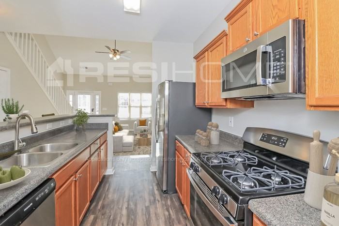 14 Georgian Cir - Photo 3 of 18