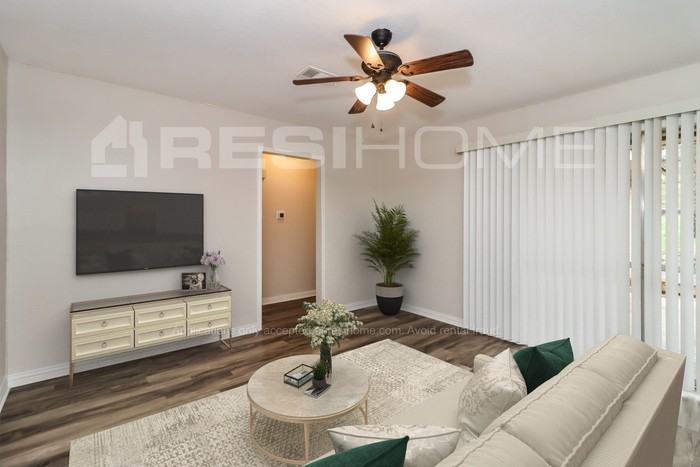 7017 Lowery Ln - Photo 6 of 16