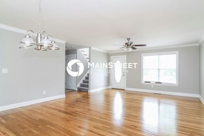 3105 Forest Edge Ct - Photo 5 of 17