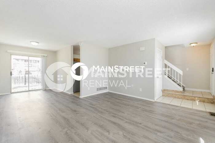 9661 Adams St - Photo 6 of 18