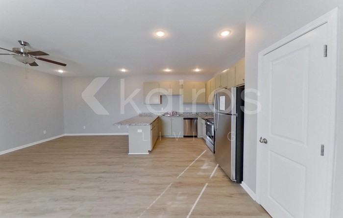 2013 Wilson Rd #B - Photo 4 of 19