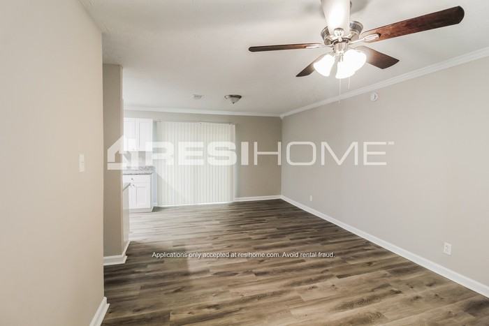 8825 E Bourne Dr - Photo 6 of 17