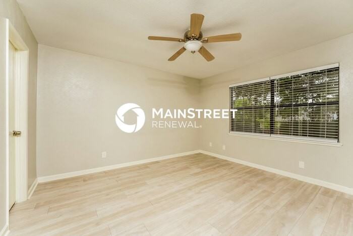 4248 Driscoll Dr - Photo 7 of 15