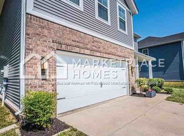 554 Vining Ln - Photo 3 of 37