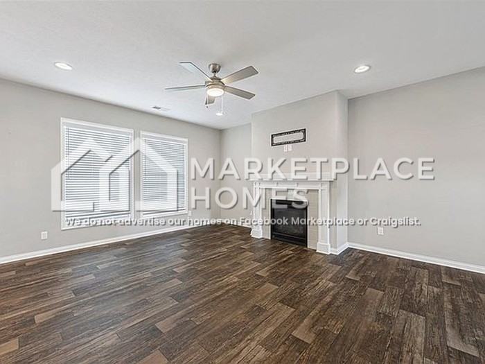 554 Vining Ln - Photo 6 of 37