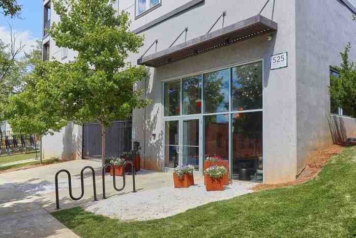 525 Parkway Dr Ne #419 - Photo 2 of 34