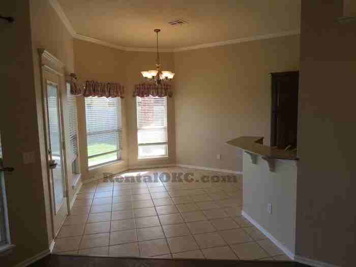 728 Sw 158th St - Photo 7 of 23