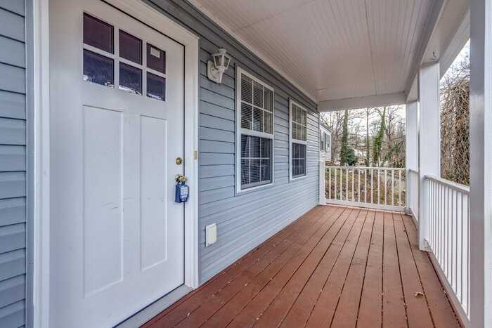 413 Valley Road Ext #A - Photo 4 of 33