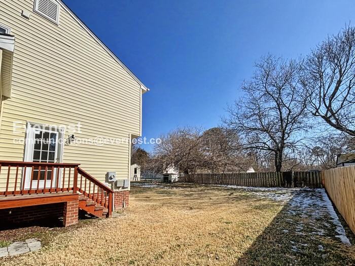 1909 Greenstone Ct - Photo 3 of 18