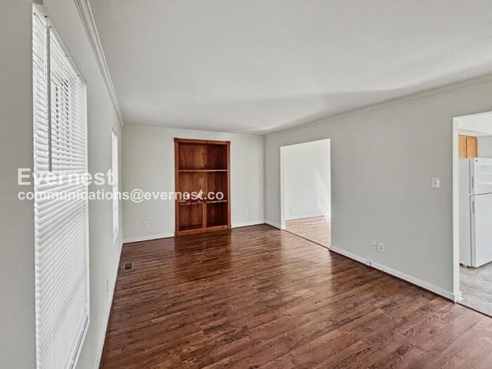 1909 Greenstone Ct - Photo 7 of 18