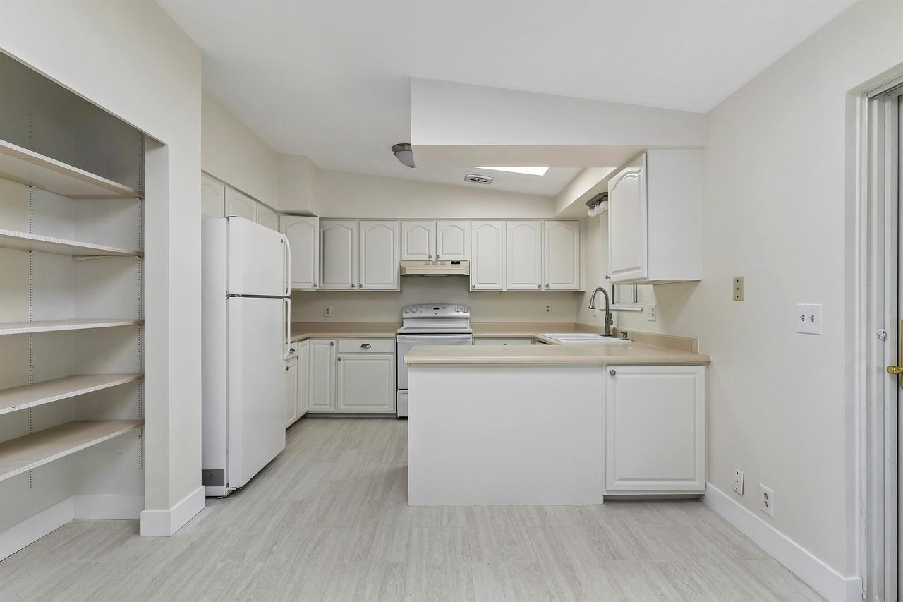 7841 E Da Vinci Dr #1 - Photo 7 of 26