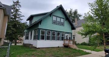 featured image of 2627 Girard Ave N #0