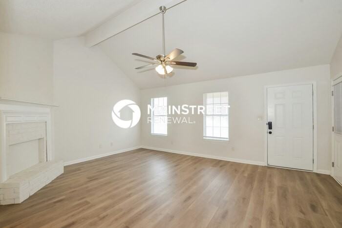 7623 Caitlynn Cir W - Photo 5 of 18