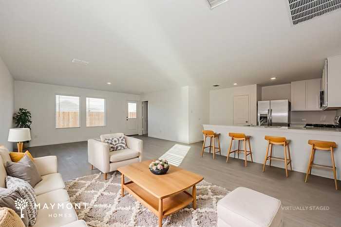 1837 Javelina St - Photo 5 of 15