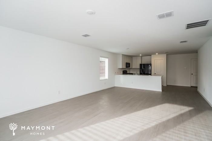 2029 Welsh Ln - Photo 7 of 16