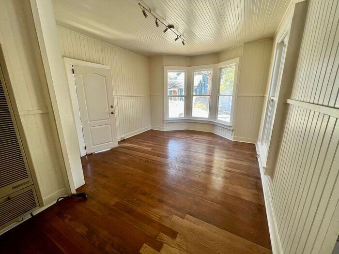 307 5th St - Photo 2 of 23