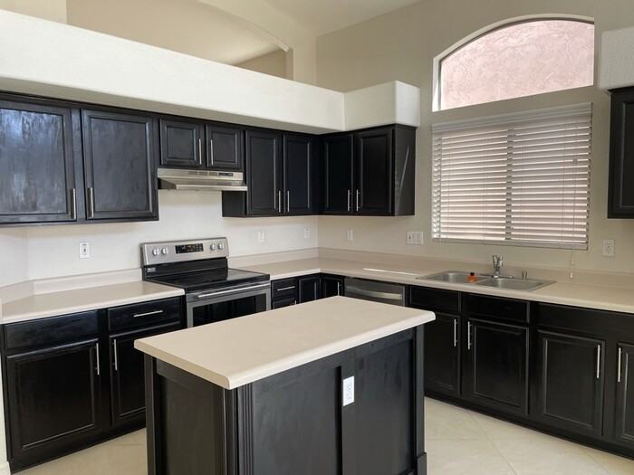 3553 W Whispering Wind Dr - Photo 3 of 14