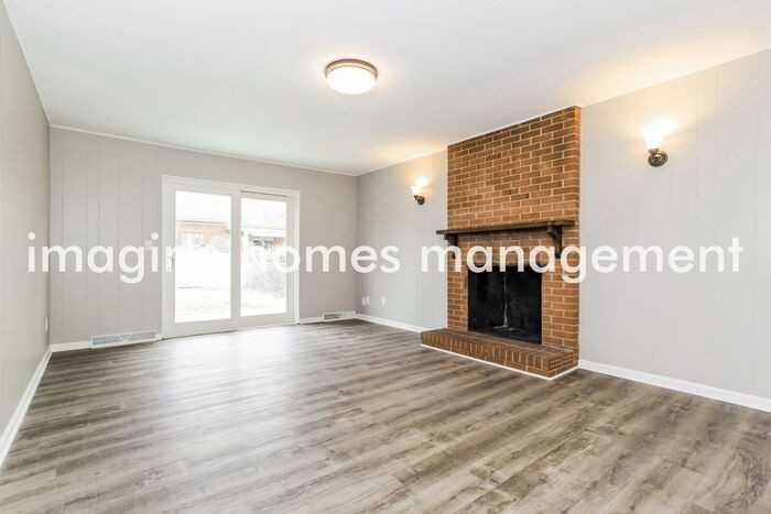 1510 Oldbridge Rd - Photo 4 of 18