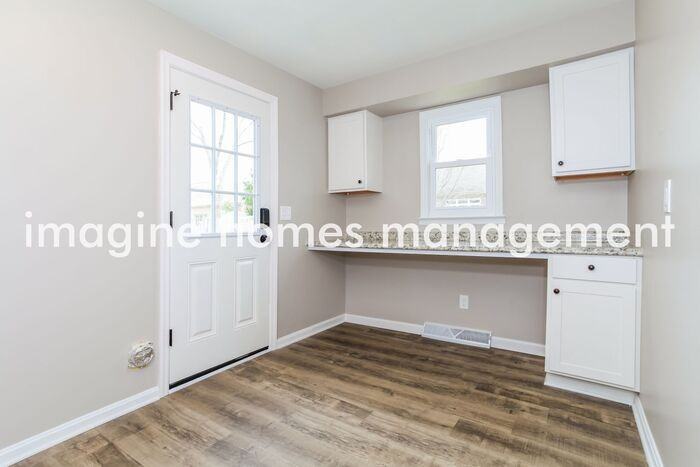 1510 Oldbridge Rd - Photo 6 of 18