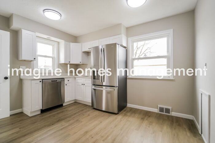 2903 Stanfield Dr - Photo 7 of 19