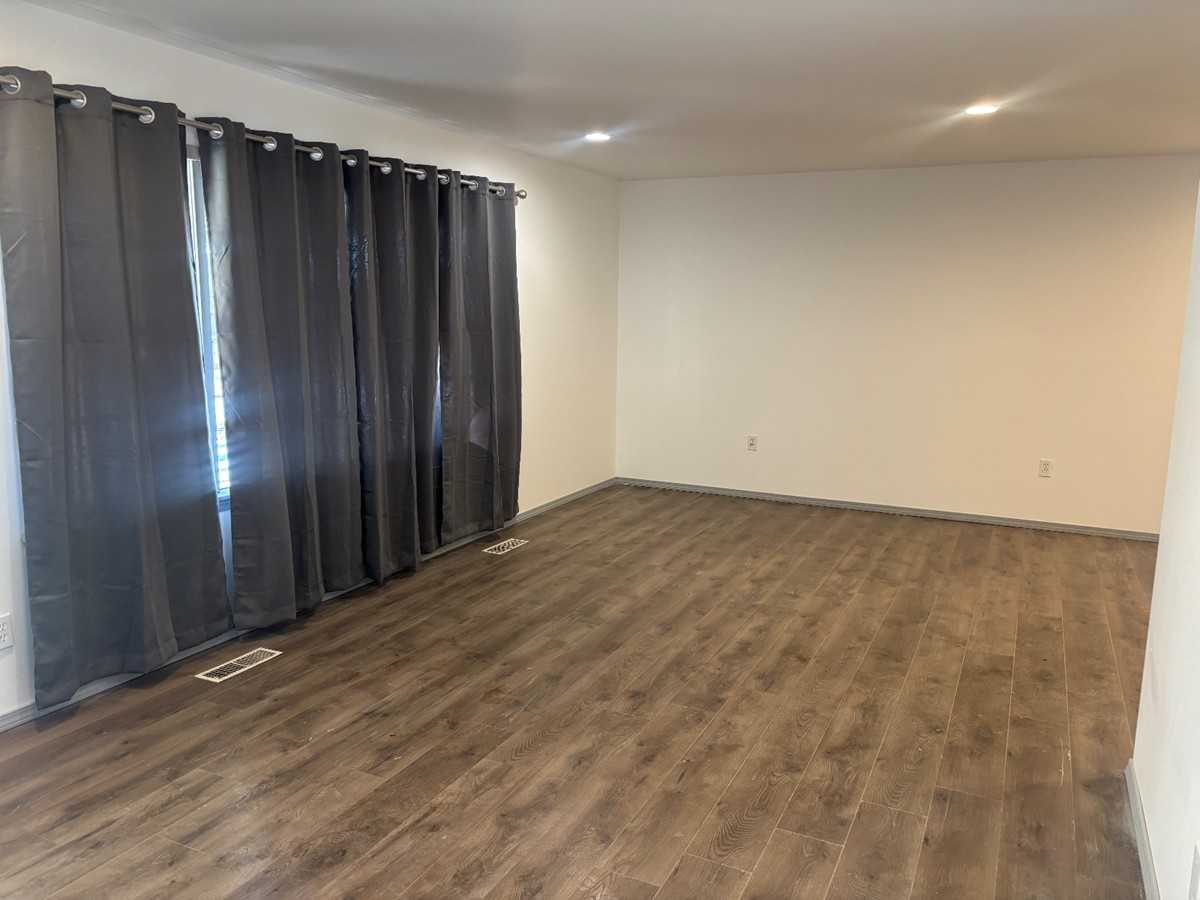 1325 Circle Dr #1 - Photo 4 of 24